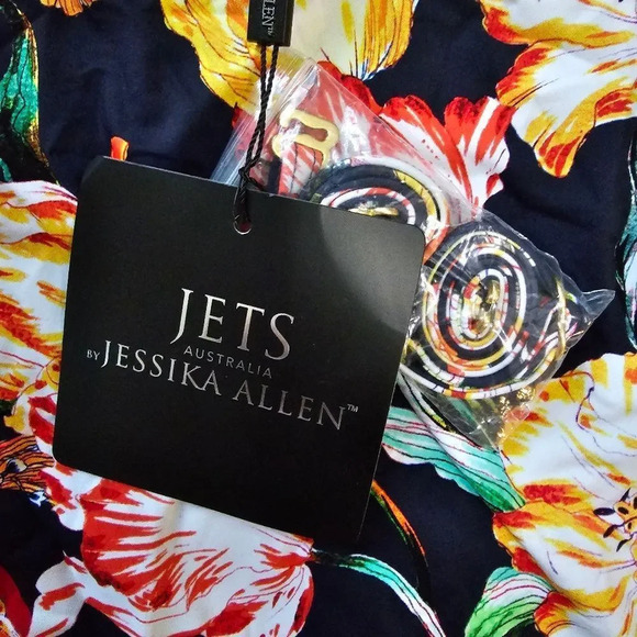 Jets Jessika Allen Australia Galleria size 8 Bandeau strapless women swimsuit - Picture 14 of 15